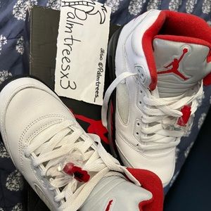 Air Jordan 5 size 4Y kids/mens Women size 5.5